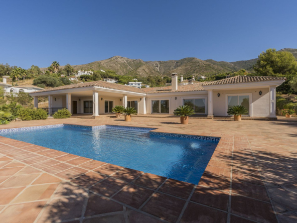 R3856450 01