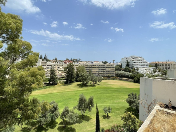 R5081458 01