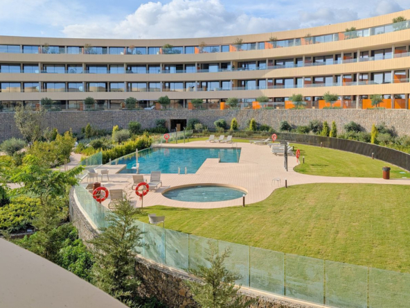 R5198938 01