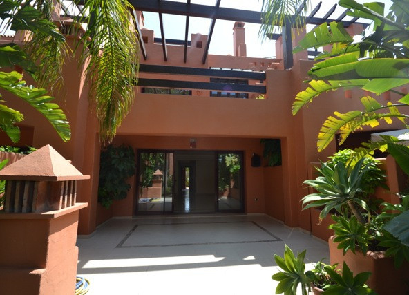 R2269028 01