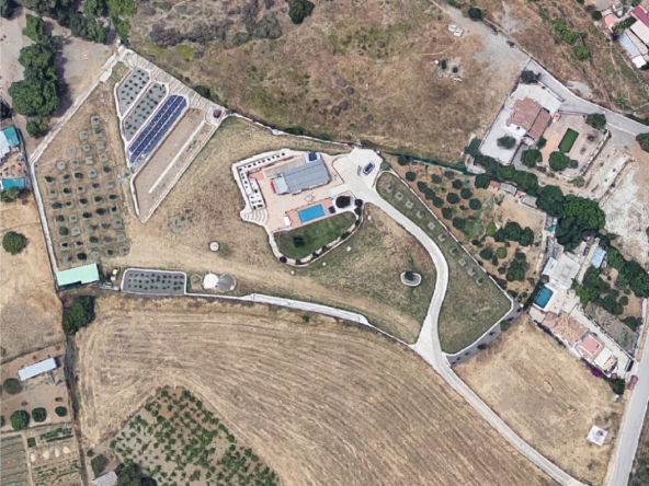 R3859063 01