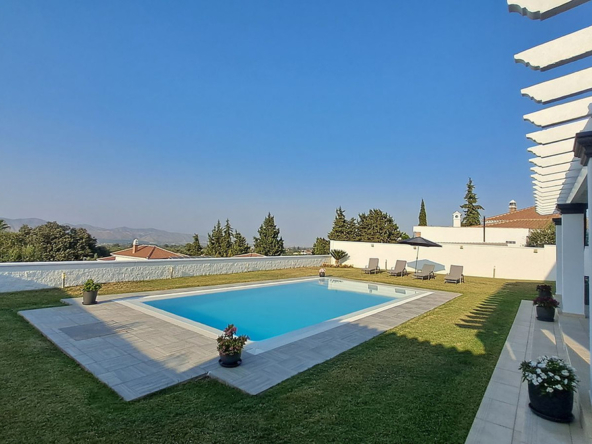 R5164933 01