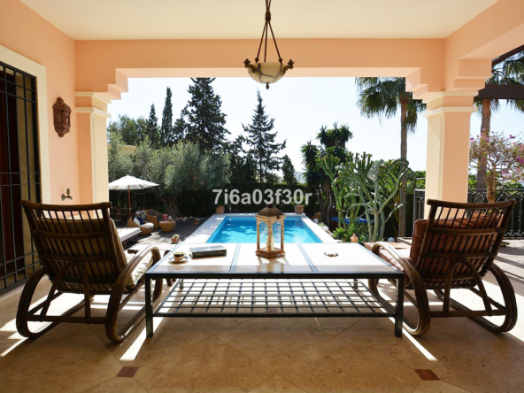 R2607917 01