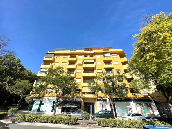 R5452099 01