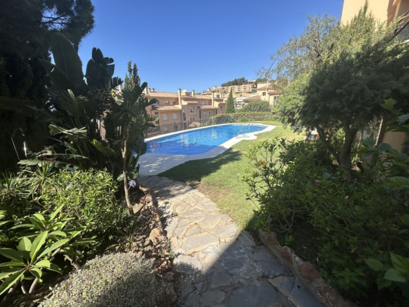 R5474722 01