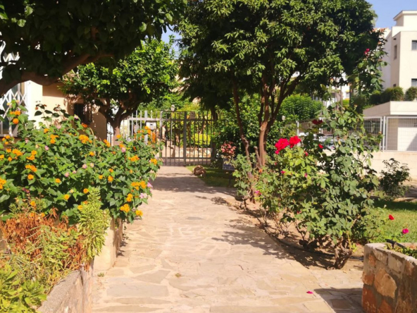 R5475688 01