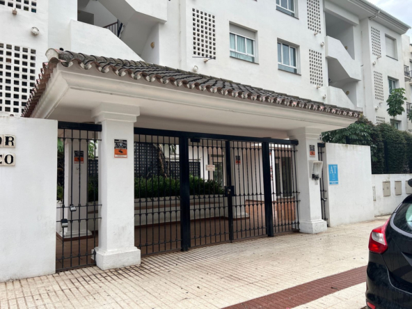 R5524270 01